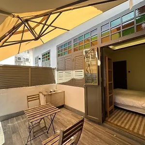 https://dash-living-rochor.singapore-best-hotels.net