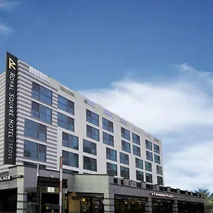 Hotel Royal Square, Seoel